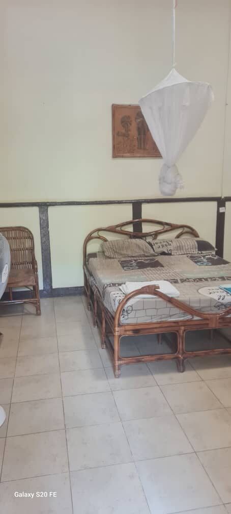 Pensão Creola – Zimmer mit Moskitonetz